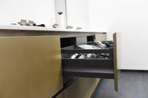 bespoke-luxury-kitchen-cabinets