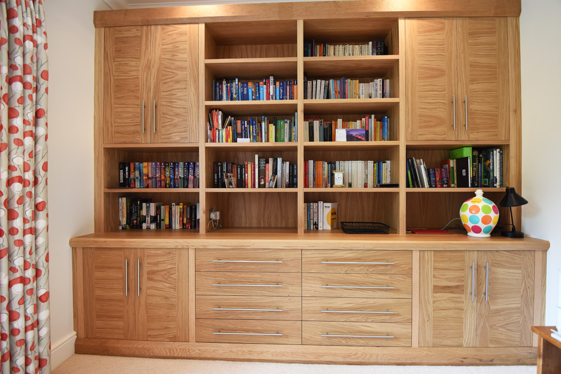 Bespoke-contemporary-oak-bookcase