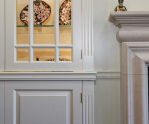 Made-to-measure-alcove-cabinets