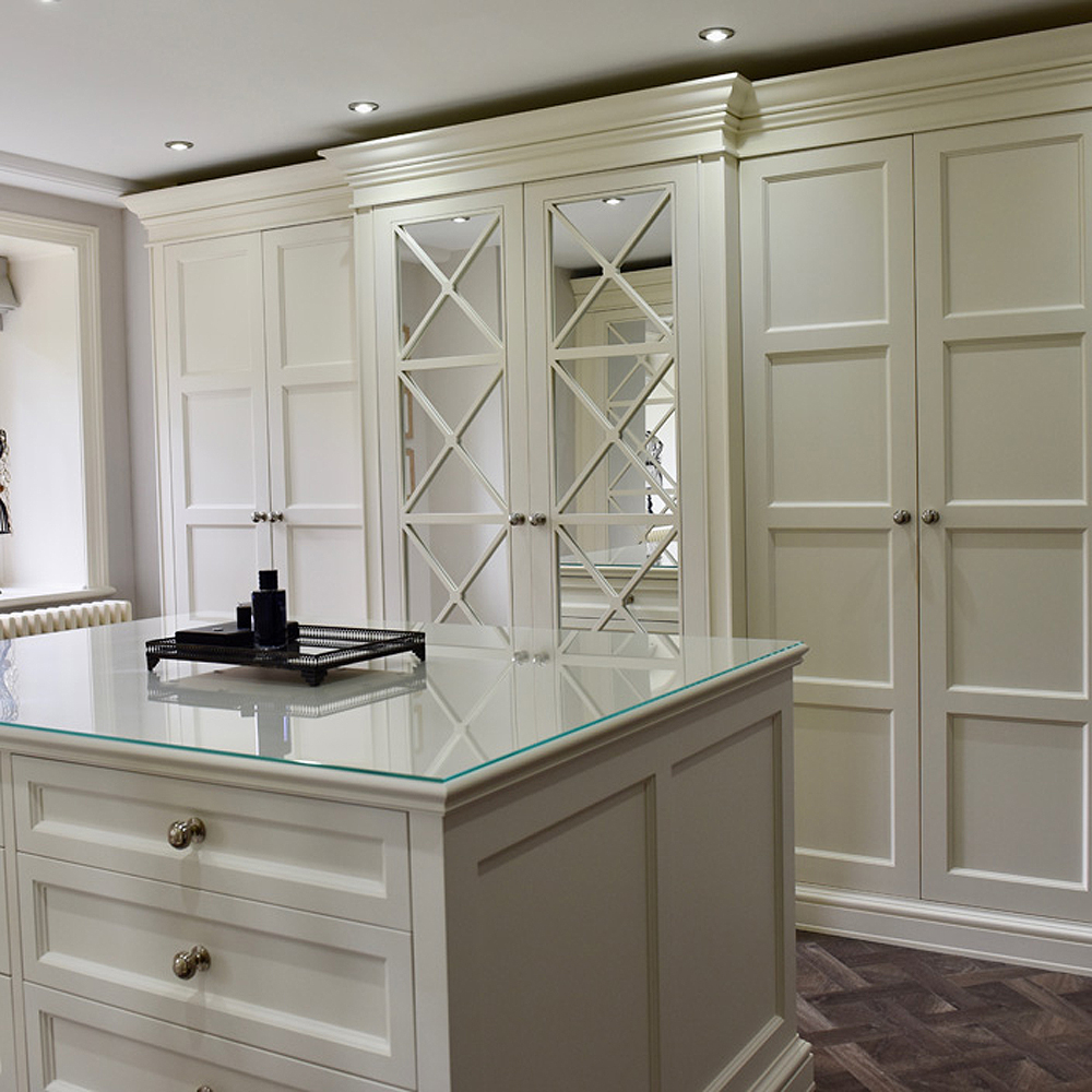 Bespoke-luxury-dressing-room