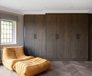 Bespoke-luxury-fitted-bedroom-wardrobes