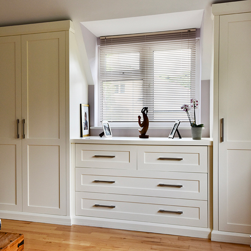Bespoke-shaker-bedroom