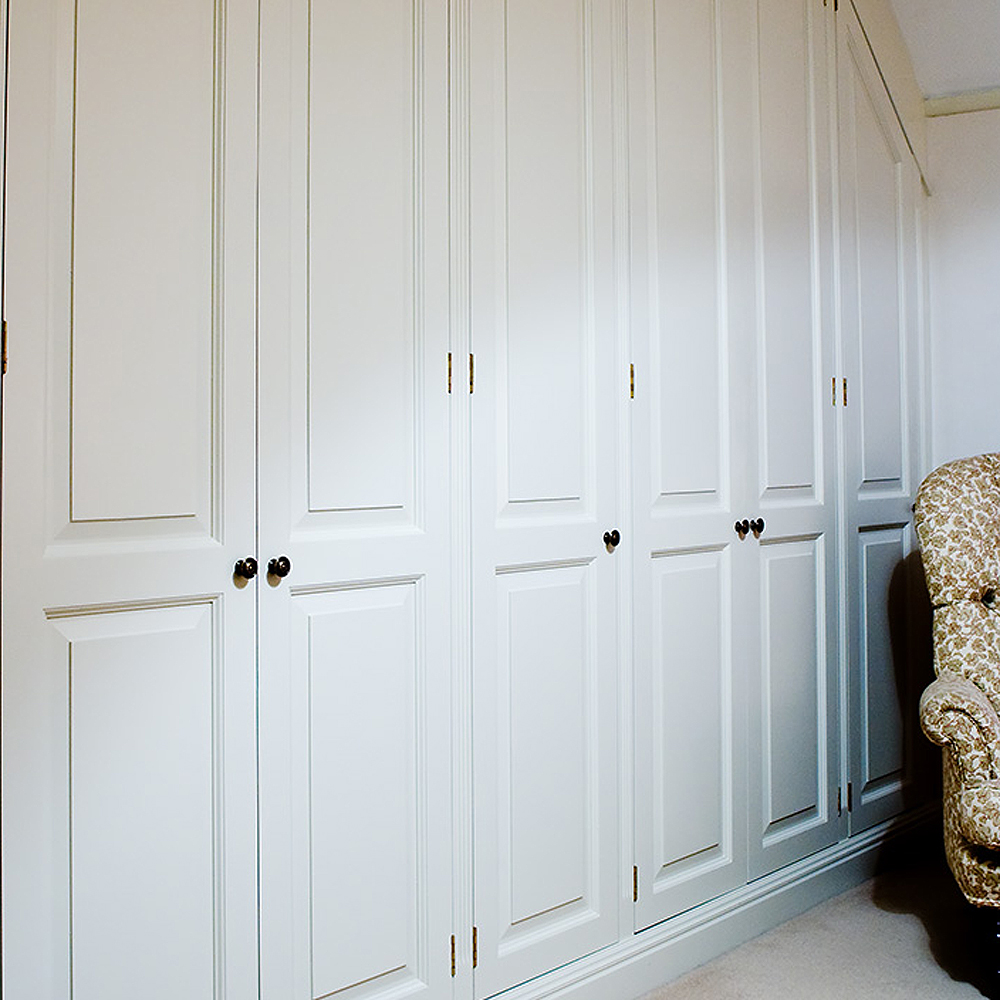Bespoke-period-style-fitted-wardrobe