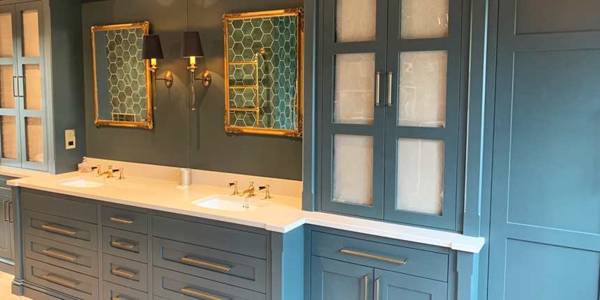 Shaker-style-bathroom-vanity-unit