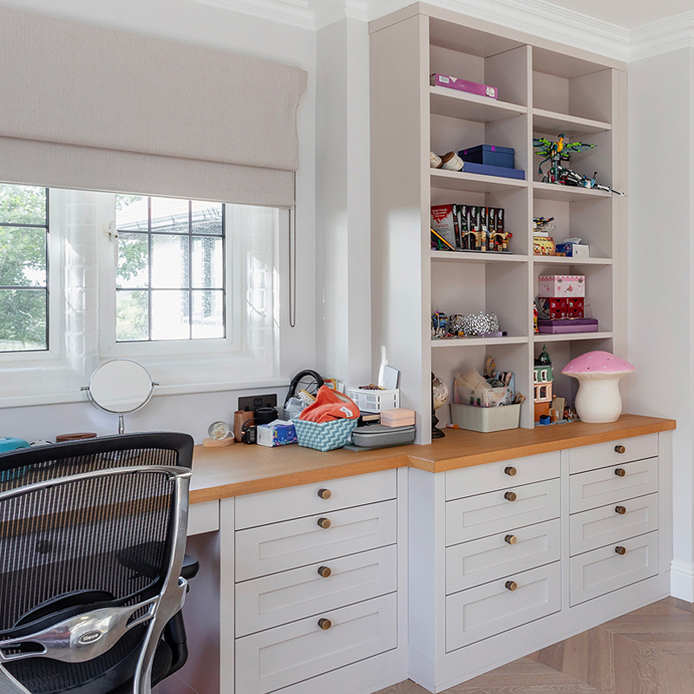 bespoke-fitted-furniture-for-a-childs-bedroom