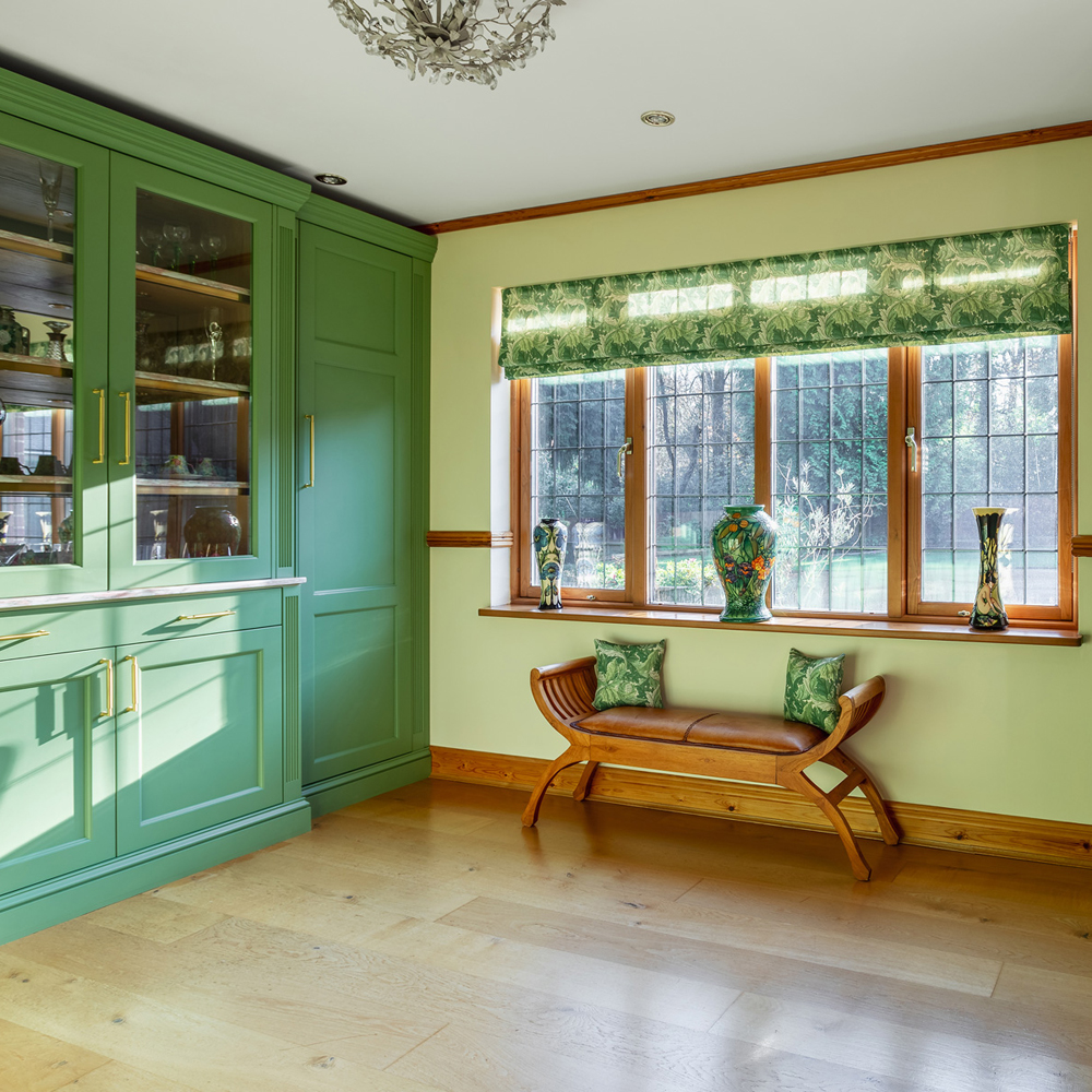 Bespoke-fitted-walk-in-pantry