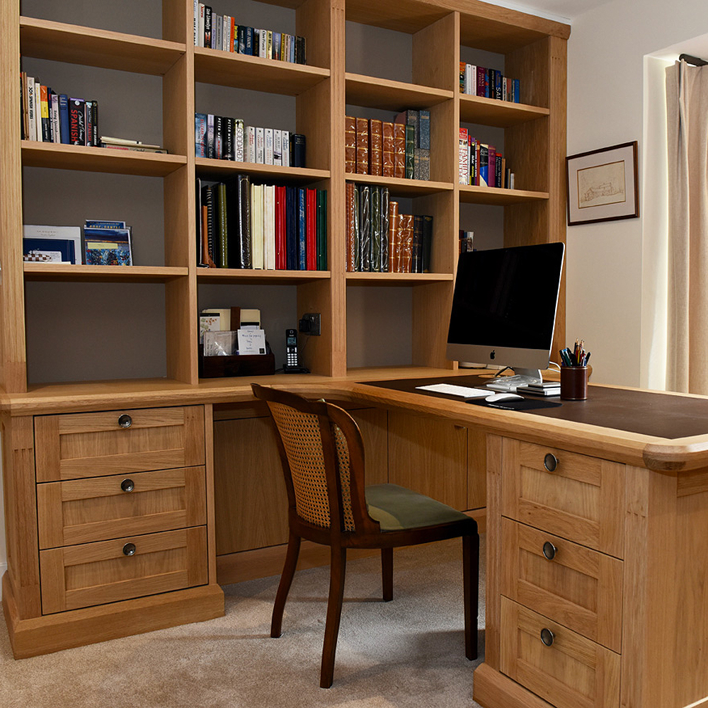 Classic-style-oak-home-office