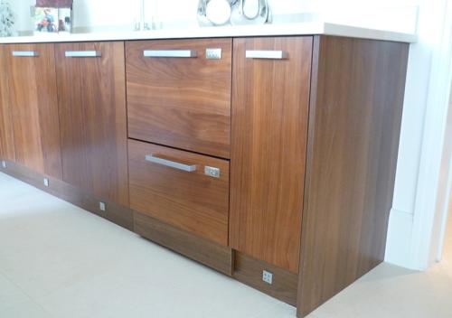 Bespoke-kitchen-black-walnut-2
