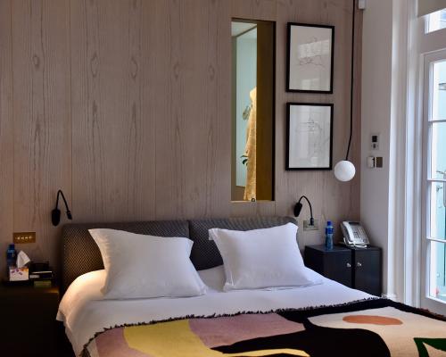 Handcrafted-wood-panelling